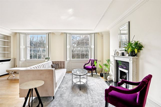 Apartment F, 1-4, Eaton Square, London photo 4