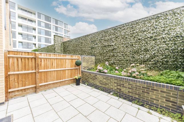 Terraced house for sale in Brentwater Terrace, Hanwell