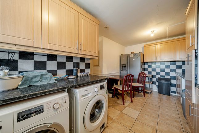 Flat 18, Chatham House,, McNeil Road, London photo 4