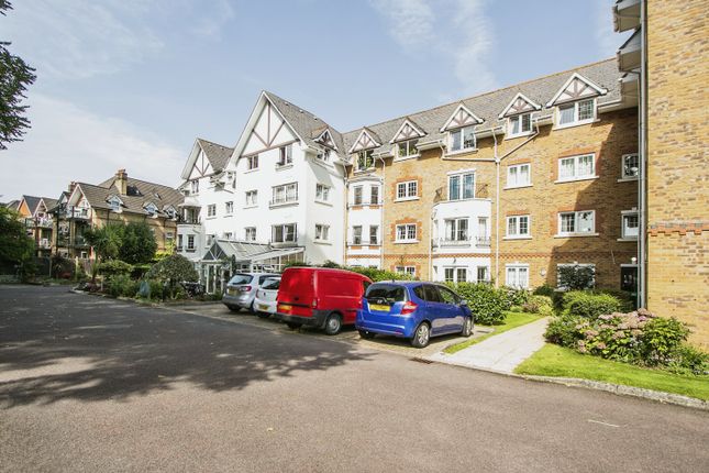Thumbnail Flat for sale in Lansdowne Road, Bournemouth