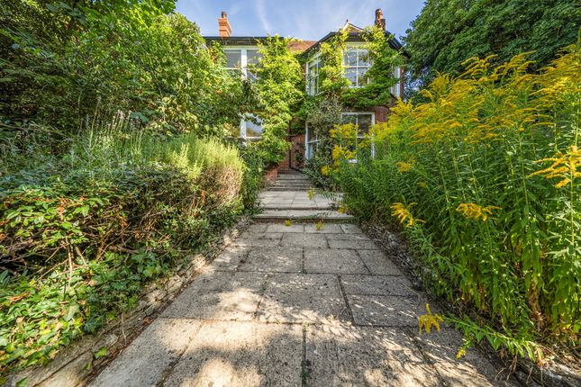 31, Westlecot Road, Swindon photo 4