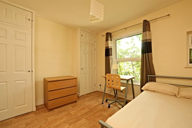 Room 3 9, Canal Street, Oxford photo 4