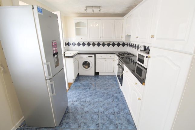26, Elveden Close, Pyrford photo 5