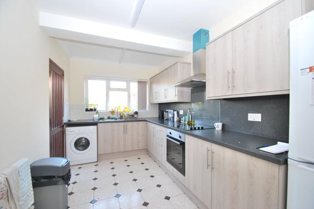 18, Rudmore Park, Bath photo 4