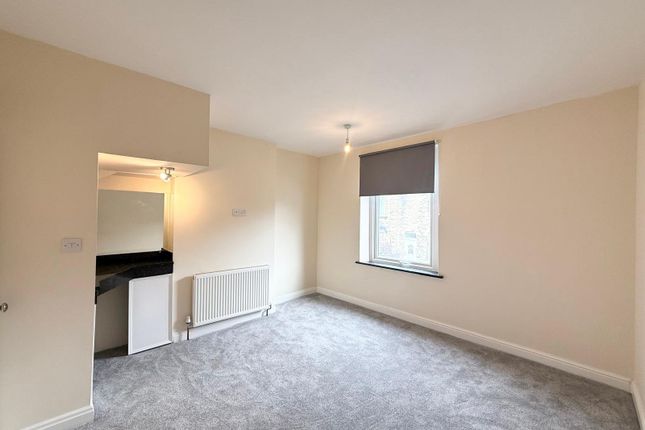 10, Wood Vine Street, Pudsey photo 5