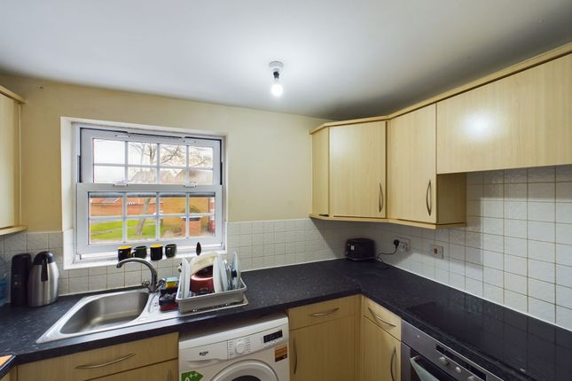 7 Camsell Court, Middlesbrough photo 3