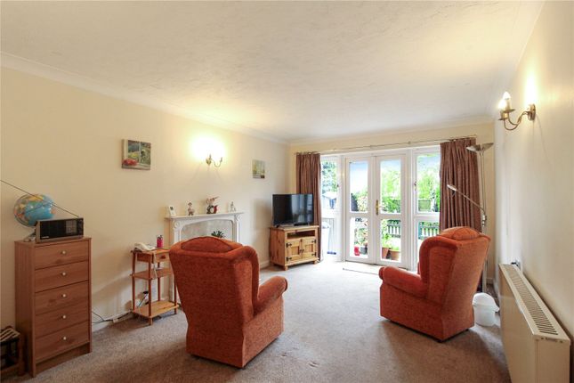 50, Orchard Mead, Leigh-on-Sea photo 2