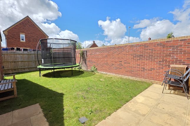 21, Envoy Rise, Southam photo 4