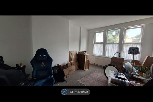 Carisbrooke Road, Westcliff-On-Sea photo 4