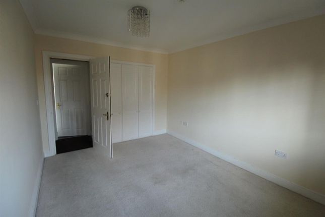 Room to rent in Dove Close, Chafford Hundred, Grays