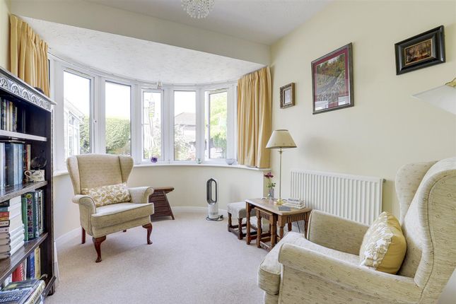 1 Rochester Close, Nottingham photo 3