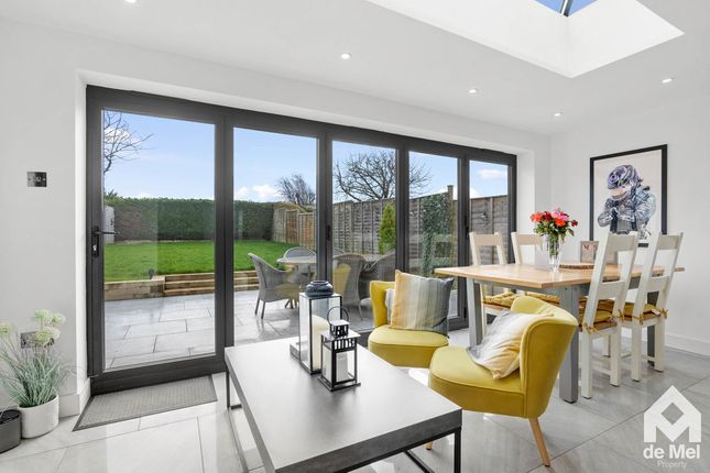 3, Chandler Road, Cheltenham photo 4