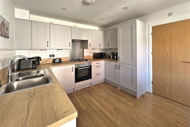 34, Cranesbill Crescent, Charfield photo 4