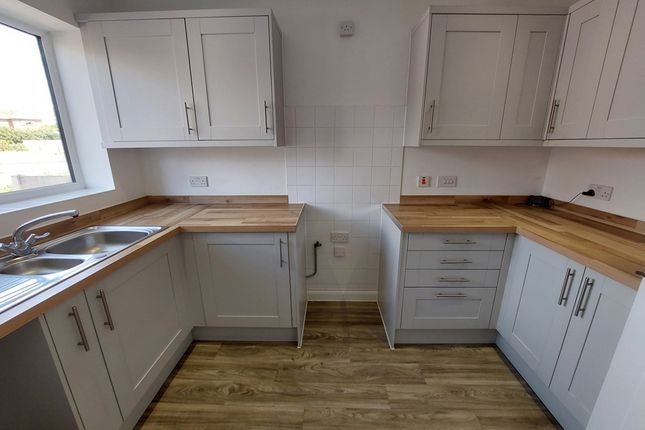 13, Danny Lee Walk, Burghill photo 3