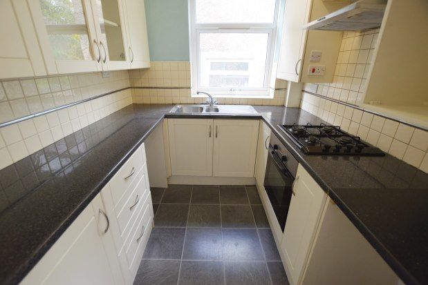 3 bed semi-detached house to rent in Gleadless Road, Sheffield S2