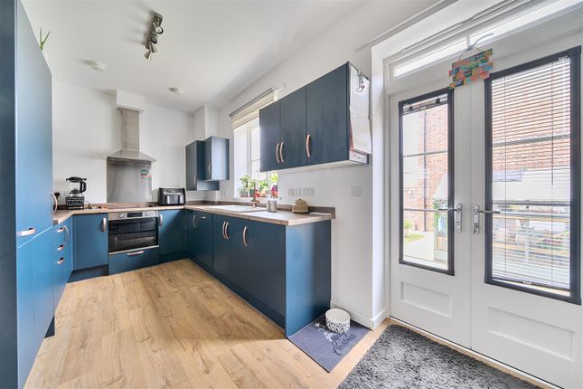9, Anning Lane, Poundbury photo 3