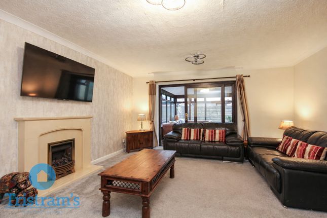 4, Holborn Close, Nottingham photo 3