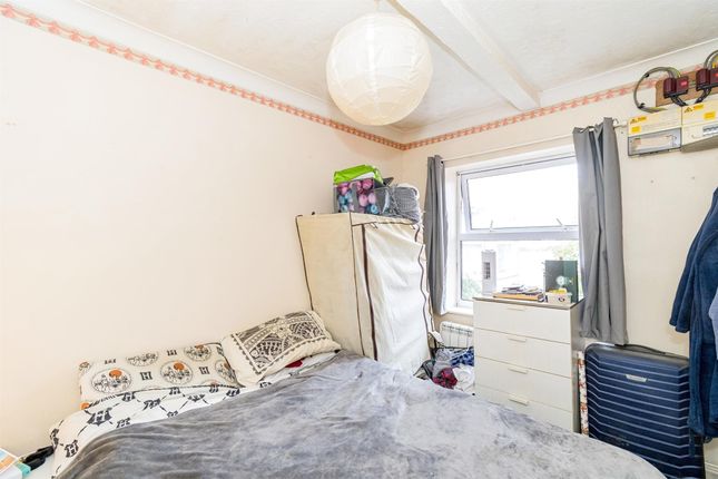 Flat for sale in Howard Road, Shirley, Southampton