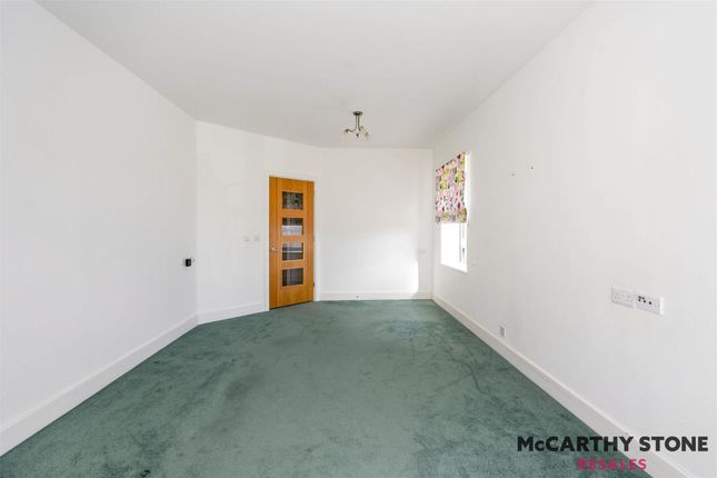 9 Eversley Court, Dane Road, Seaford photo 4