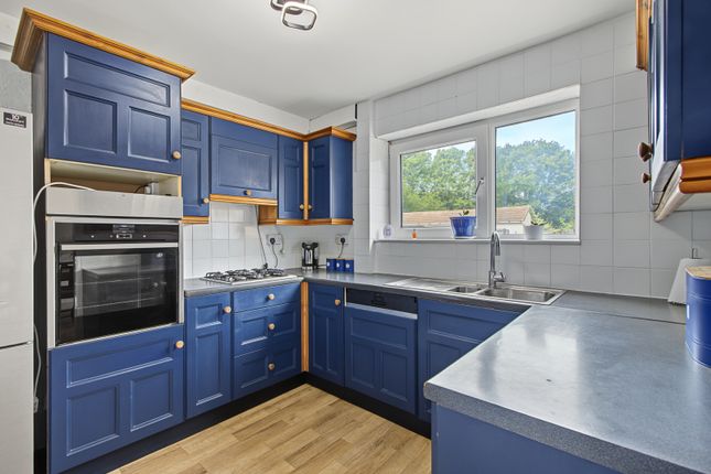 25 Greenset View, Barnsley photo 5