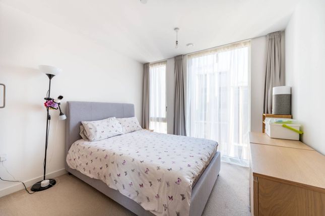 Flat for sale in Perceval Square, Harrow