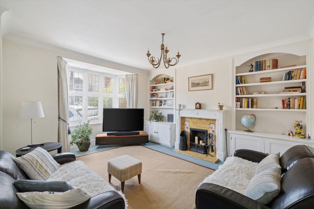38, Mayford Road, London photo 4