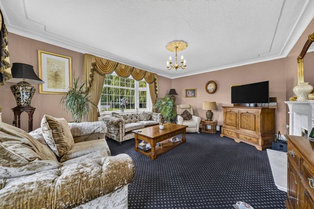 Monyash, London Road, Adlington photo 2