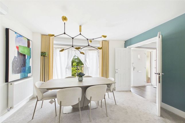 8, Lakeview Lane, Camberley photo 4
