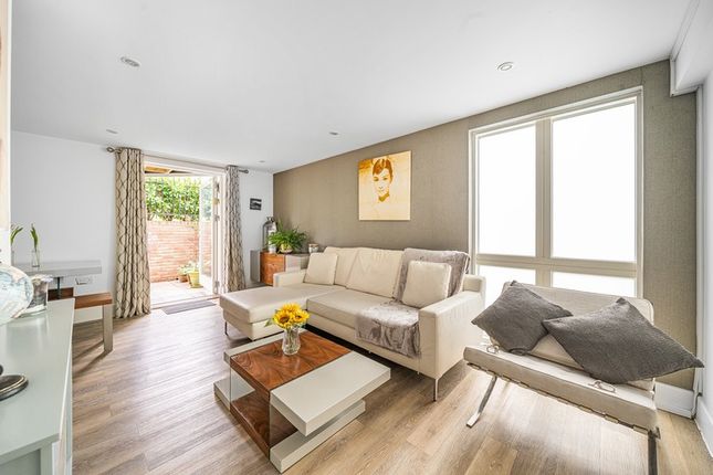 Flat for sale in Banks House, Hounslow, London