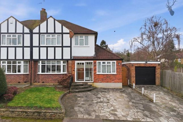 3-bed house on 35 Purlieu Way, Epping, £850,000