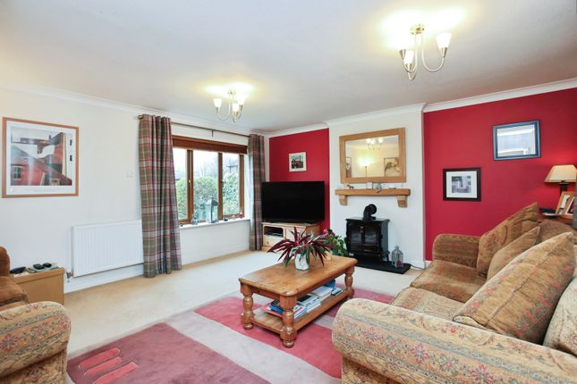 7, Caysers Croft, Tonbridge photo 2