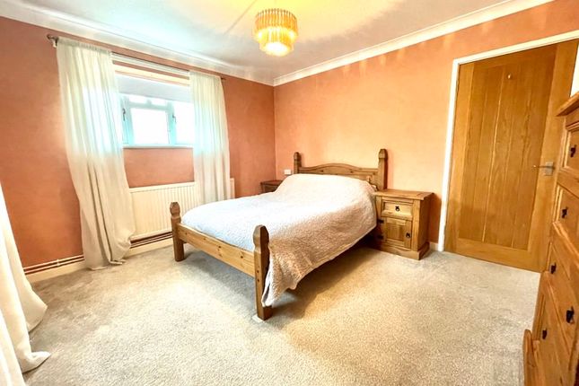 Flat for sale in Coningsby Drive, Grimsby
