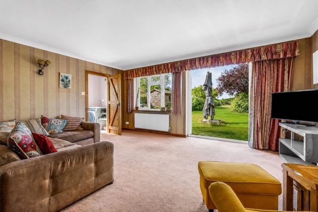 40, Birch Green, Hertford photo 3