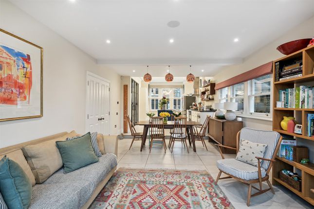 18, Rylett Crescent, London photo 4