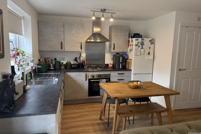 2, Springfield Drive, Derbyshire photo 5