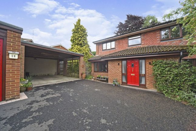 3 bed detached house for sale in The Spinney, Wokingham RG40