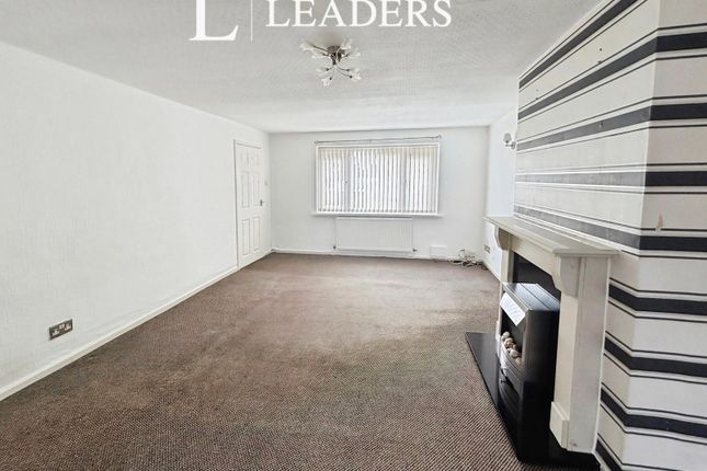 62, Milton Avenue, Whiston photo 2