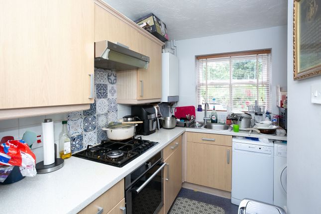 Malden Fields, Bushey, WD23, Watford photo 4