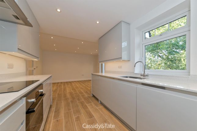 Flat for sale in Provence House, The Limes, St Albans