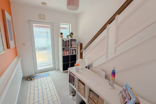 29, Tamworth Park, Mitcham photo 5