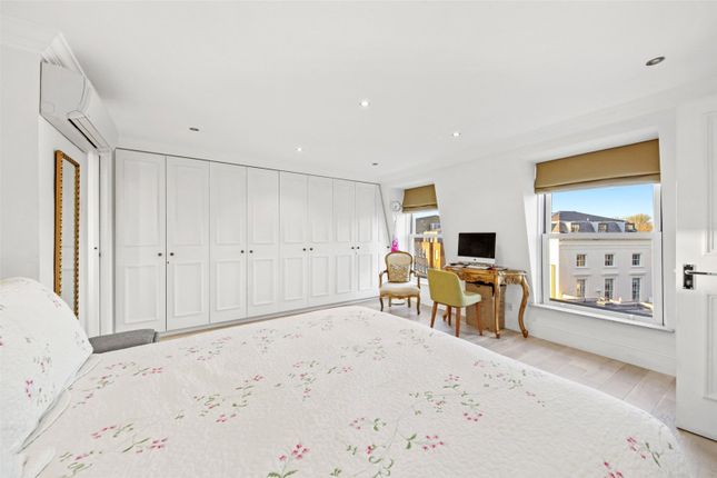 Terraced house to rent in Park Road, Marylebone
