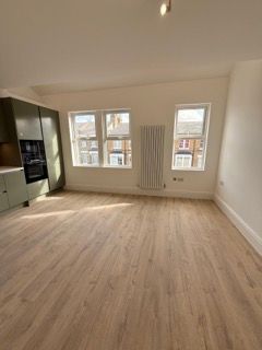 25 Percy Road, 25 Percy Road W12 9PX, London photo 2
