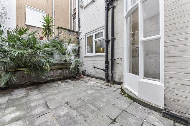 End terrace house to rent in Gloucester Mews West, London