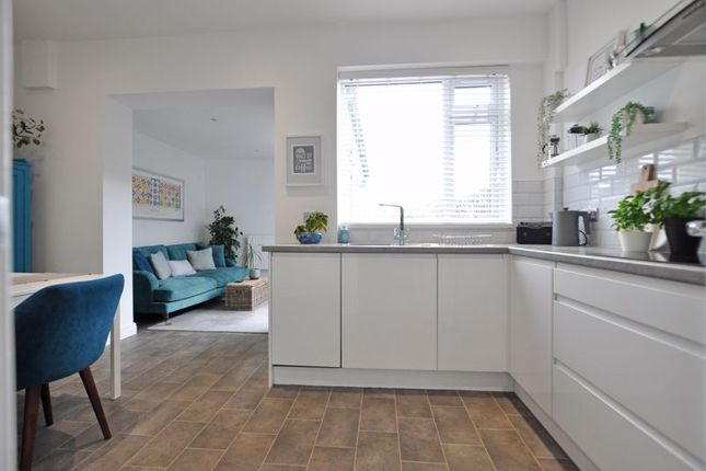 7, Penllyn Avenue, Newport photo 2