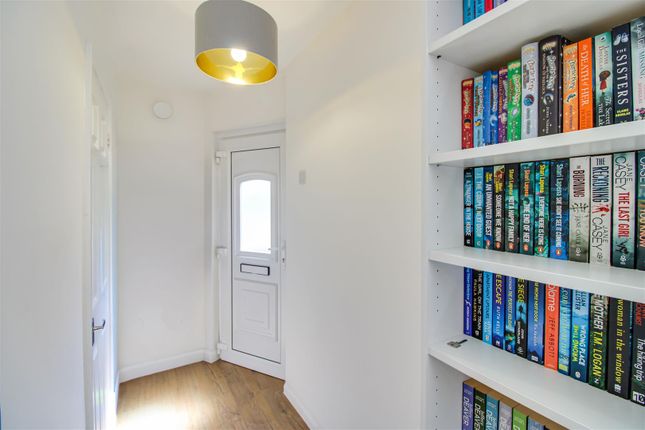 453, Westborough Road, Westcliff-on-Sea photo 4