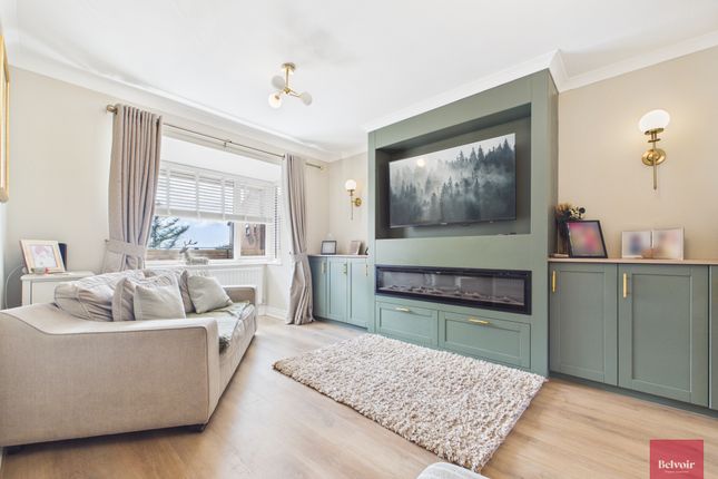 12, Juniper Close, Swansea photo 5