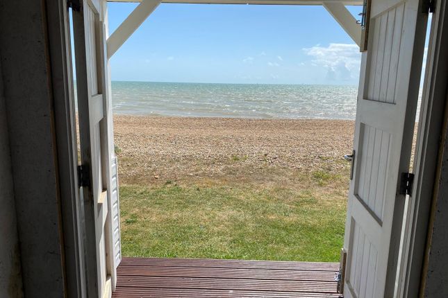 Beach Hut 29, Herbrand Walk East, Bexhill on Sea photo 2