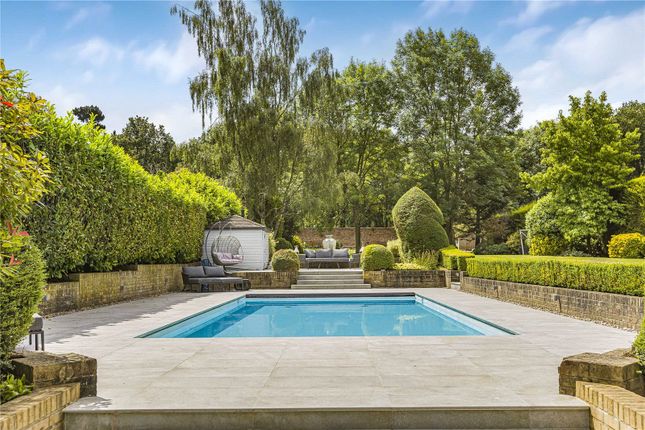 8, Northaw Place, Northaw photo 2