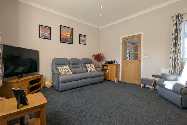 3 Don Crescent, Great Lumley photo 4