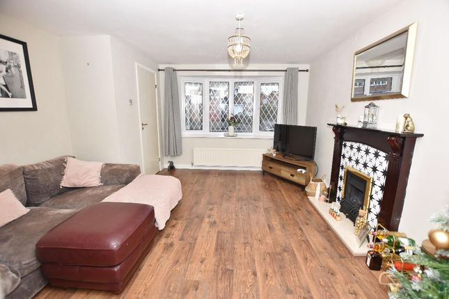 Link-detached house for sale in Newey Road, Hall Green, Birmingham